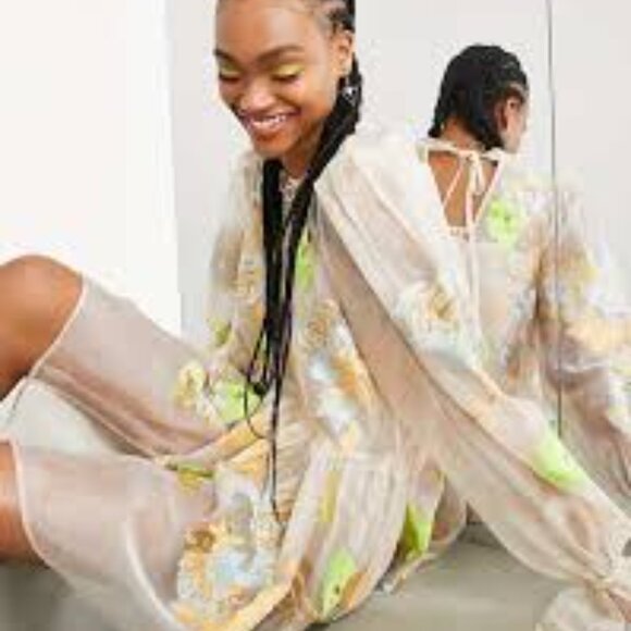 - SUPER CUTE SMOCK 2 PIECE  MINI DRESS IN ORGANZA  EMBROIDERED NEON FLORAL - Picture 2 of 2